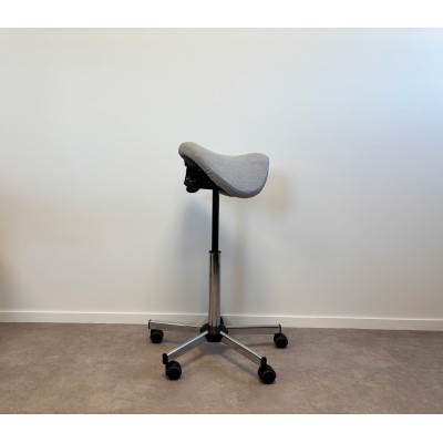 ergonomic saddle chair