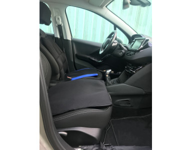 Modification sur mesure d'un coussin d'assise véhicule 